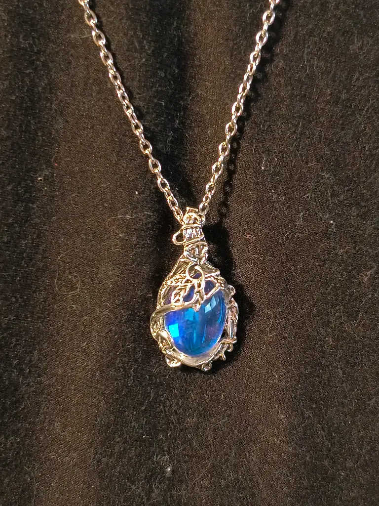 Silver Wrapped Moonstone Crystal Waterdrop Necklace