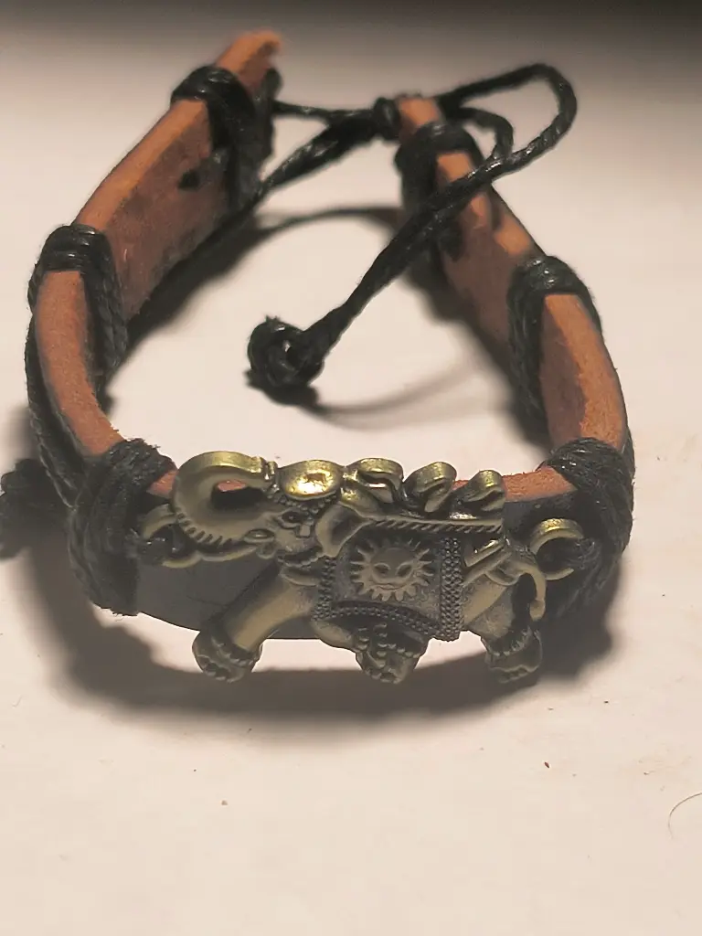 Adjustable Threaded Elephant Leather Bracelet - Unisex 
